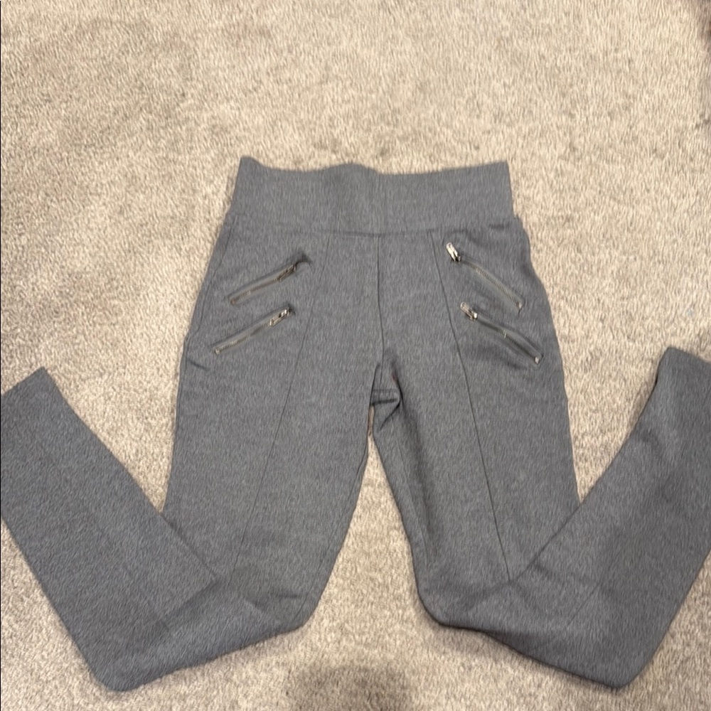 Ashley Mason Gray Leggings with Zipper Accents